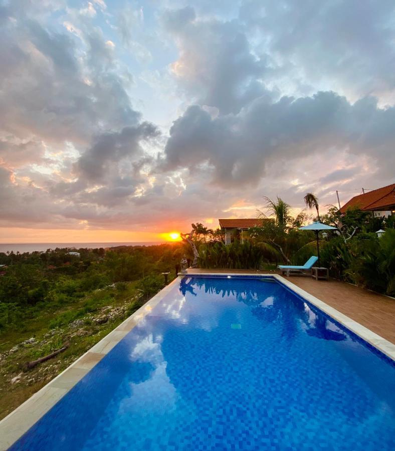 Gara Gara Sea View Hotel Batununggul Exterior foto
